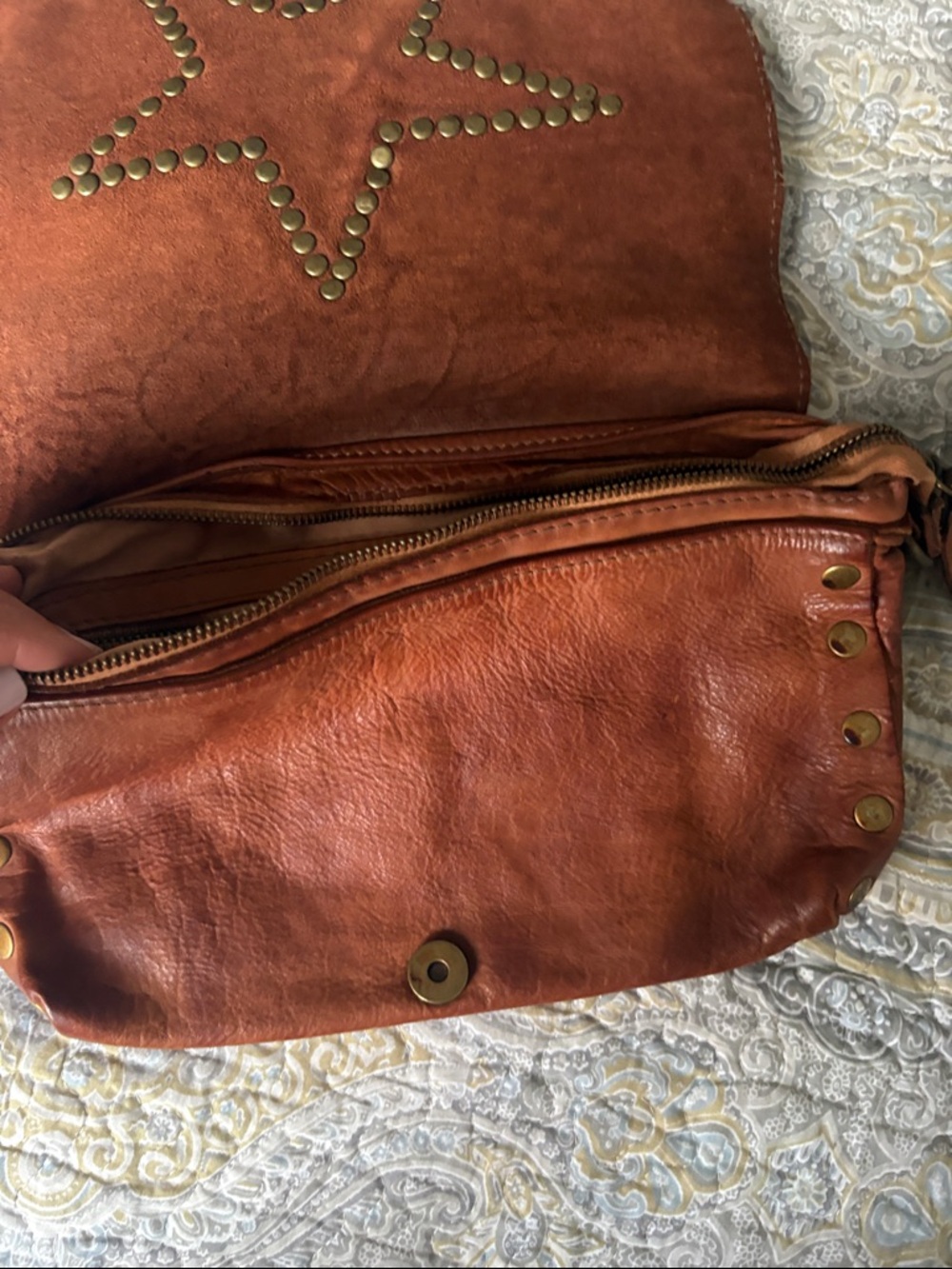 Brown Leather Crossbody Bag with Star Stud Detail - Picture 4 of 5